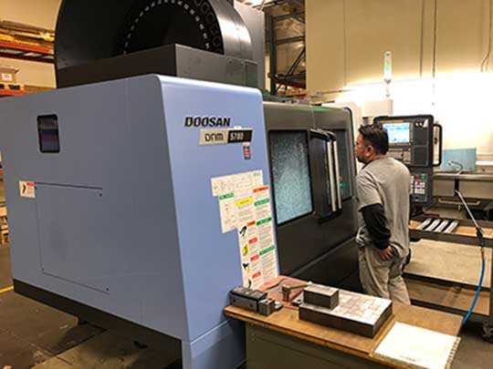 Doosan 5700 Milling Centers